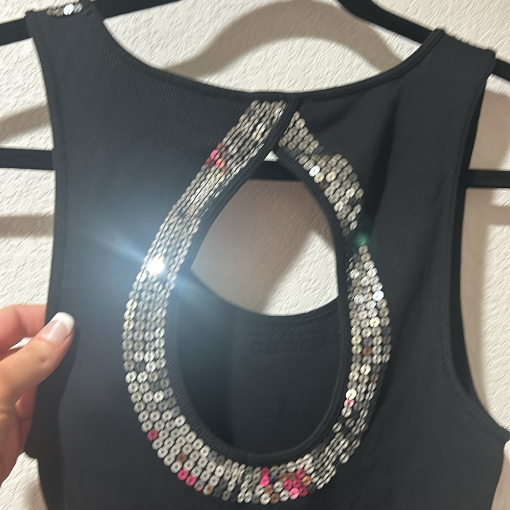 Express Sequins Tank - Picture 4 of 4